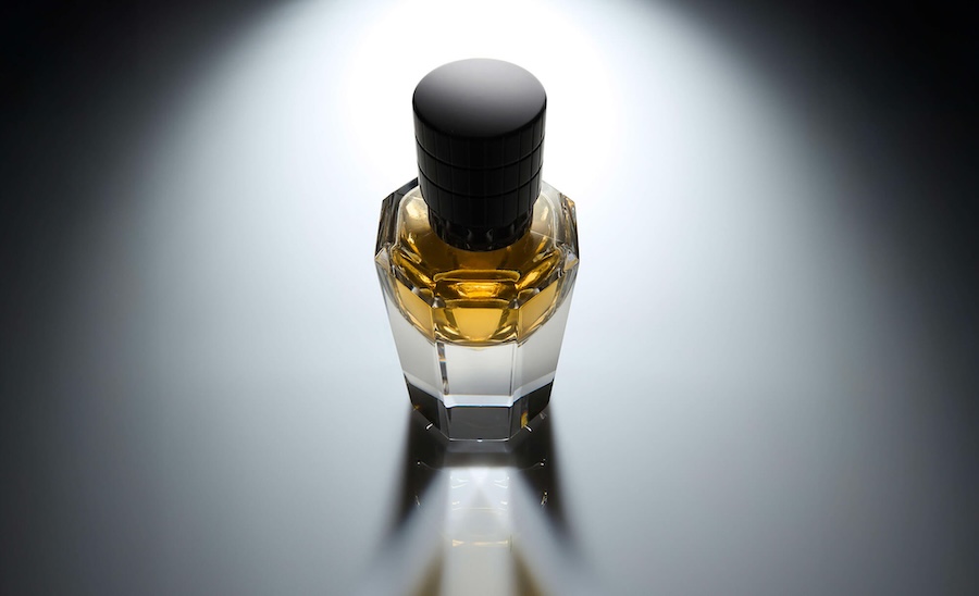Luxury Perfume Bottles: The 5 Trends Shaping Major Brands in 2025