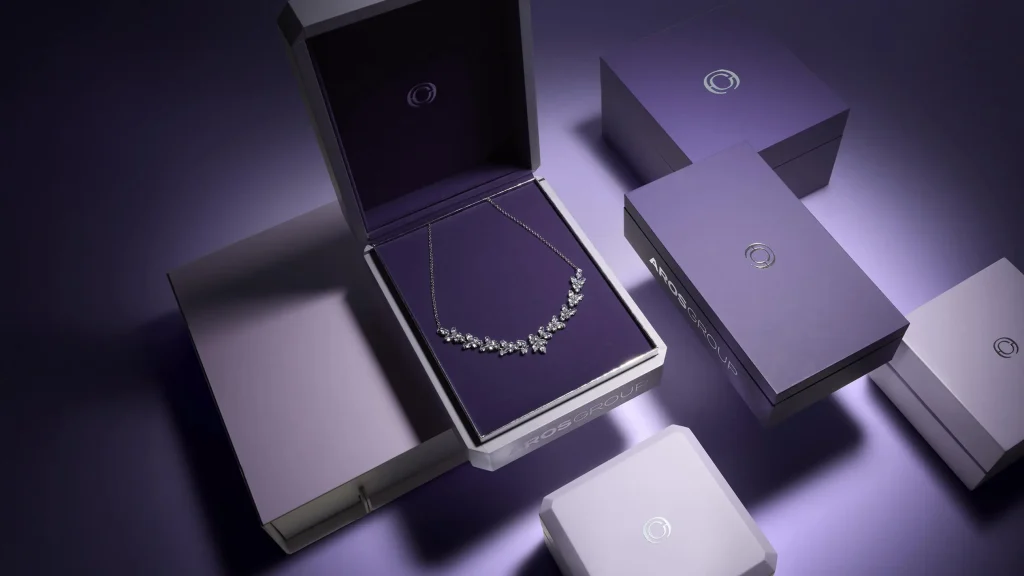 Tactilité, son, parfum : quels éléments intégrer dans un emballage sensoriel de luxe ?